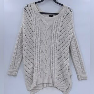 EXPRESS Long White Cable Knit Sweater size Small
